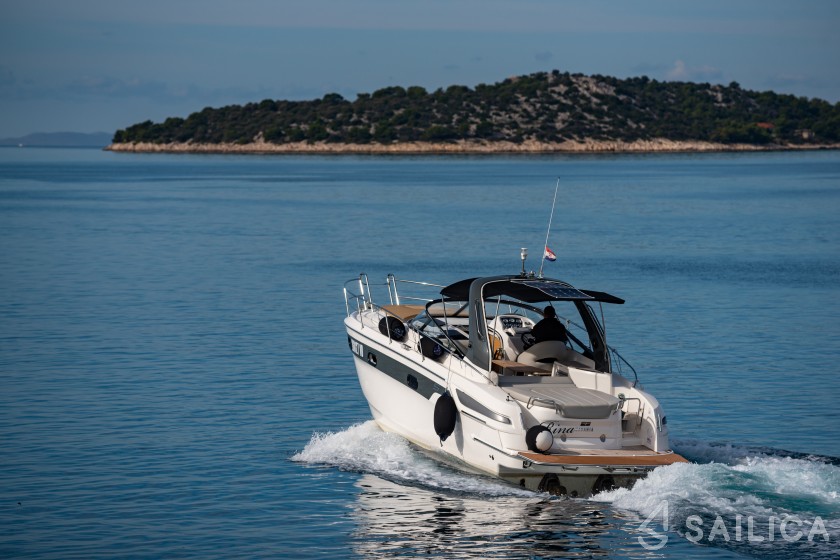 Bavaria 29 Sport - Yacht Charter Sailica