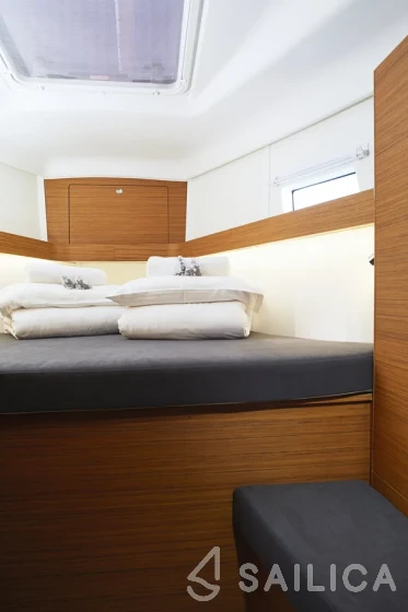 Elan 45 Impression - Yacht Charter Sailica