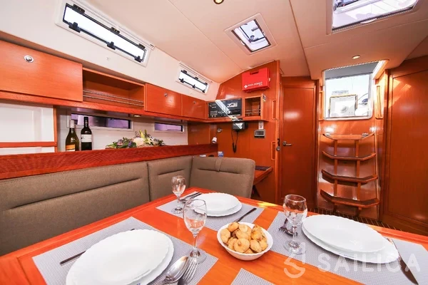 Bavaria 45 Cruiser - Yacht Charter Sailica