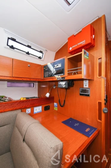 Bavaria 45 Cruiser - Yacht Charter Sailica