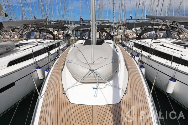 Bavaria 46 Cruiser - Yacht Charter Sailica