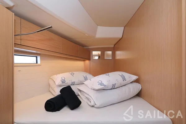 Bavaria 46 Cruiser - Yacht Charter Sailica