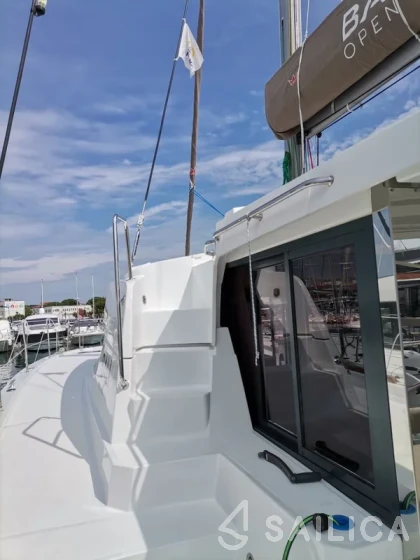 Bali 4.2 - Yacht Charter Sailica