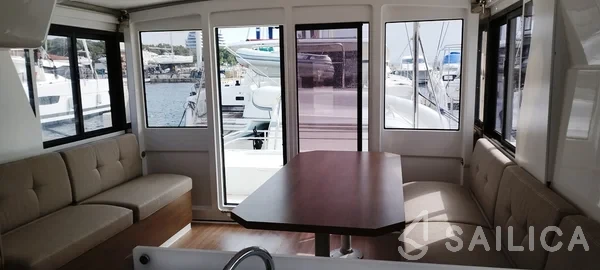 Bali 4.2 - Yacht Charter Sailica