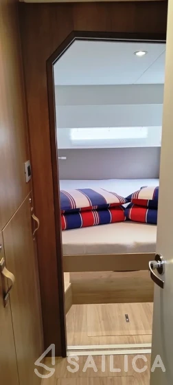 Bali 4.2 - Yacht Charter Sailica