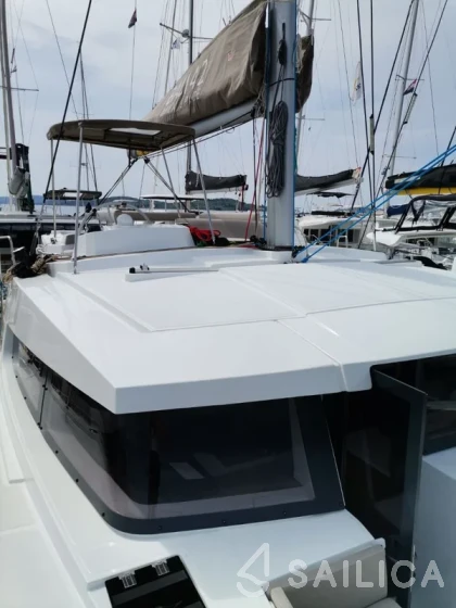Bali 4.2 - Yacht Charter Sailica