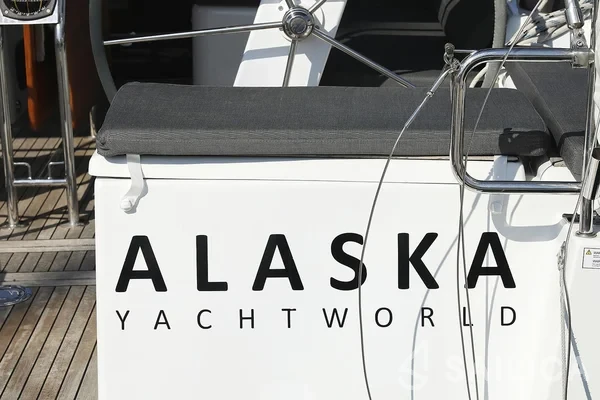 Hanse 455 - Yacht Charter Sailica