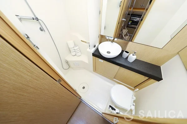 Hanse 455 - Yacht Charter Sailica