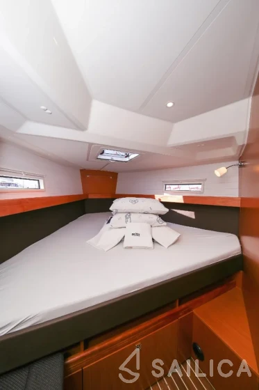 Bavaria Cruiser 41S - Yacht Charter Sailica