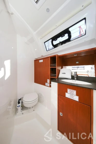 Bavaria Cruiser 41S - Yacht Charter Sailica