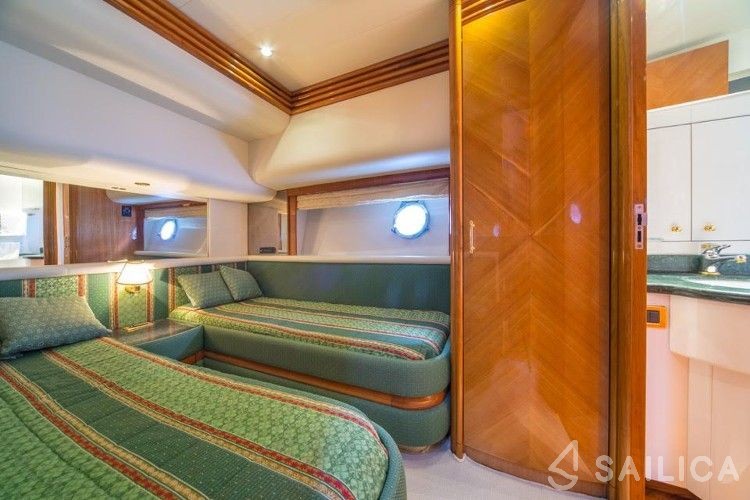 Dominator 65 - Yacht Charter Sailica