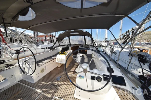 Dufour 382 GL - Yacht Charter Sailica