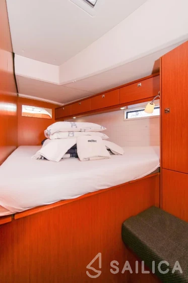 Bavaria 46 Cruiser - Yacht Charter Sailica