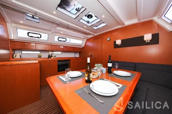 Bavaria 46 Cruiser - Yacht Charter Sailica