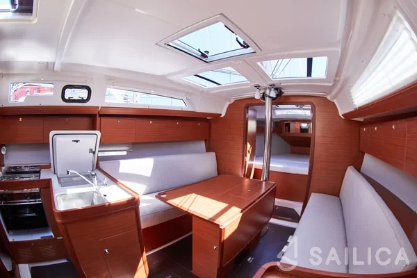 Dufour 360 GL - Yacht Charter Sailica