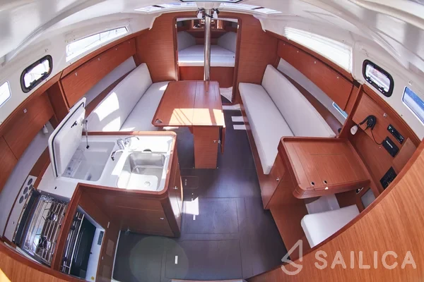 Dufour 360 GL - Yacht Charter Sailica