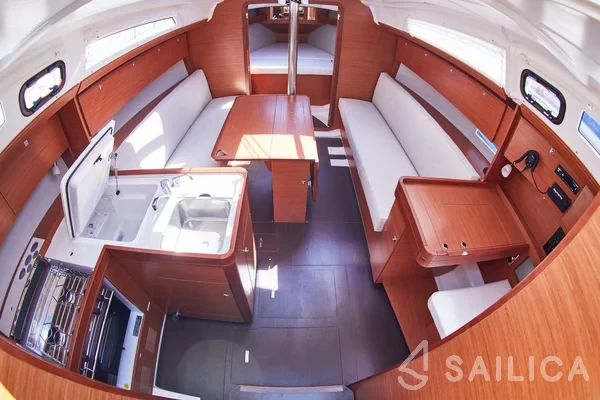 Dufour 360 GL - Yacht Charter Sailica