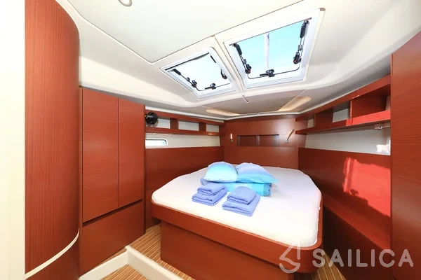 Hanse 458 - Yacht Charter Sailica