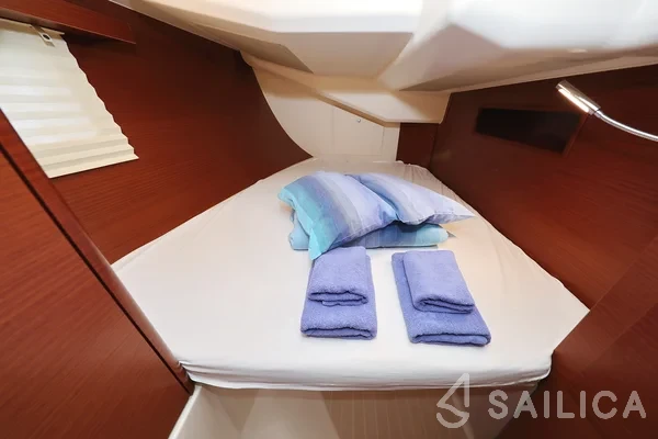 Hanse 458 - Yacht Charter Sailica