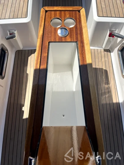 Bavaria 46 Cruiser - Yacht Charter Sailica