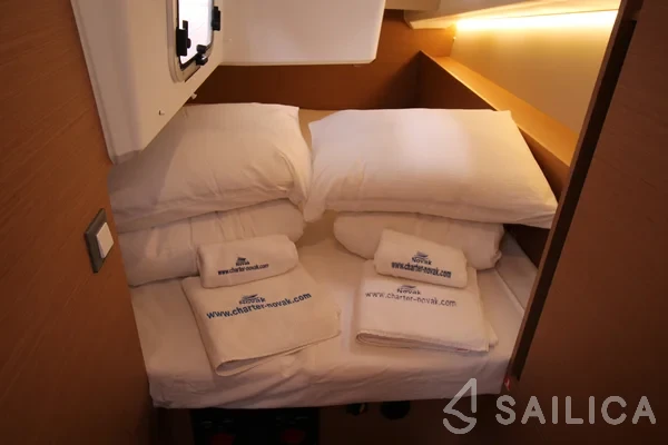 Sun Odyssey 380 - Yacht Charter Sailica