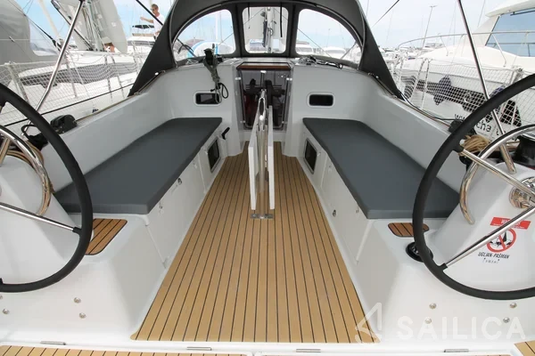 Sun Odyssey 380 - Yacht Charter Sailica