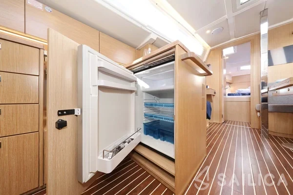 Bavaria C38 - Yacht Charter Sailica