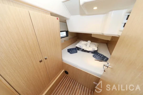 Bavaria C38 - Yacht Charter Sailica