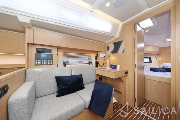 Bavaria C38 - Yacht Charter Sailica