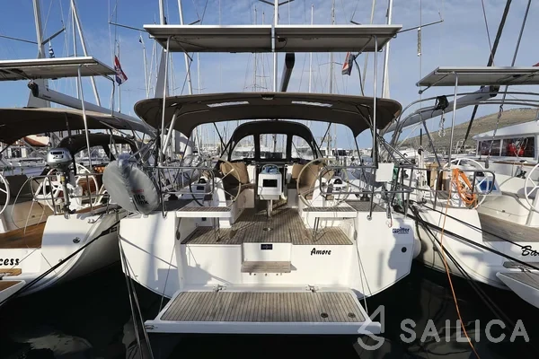 Bavaria C38 - Yacht Charter Sailica