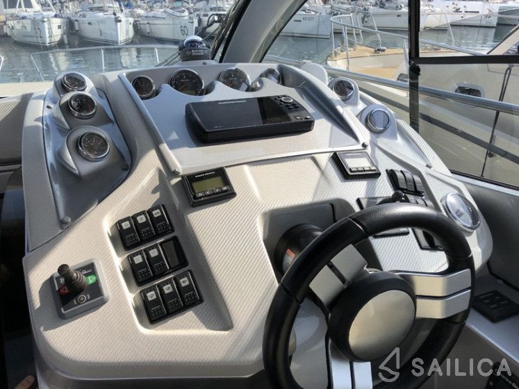 Mirakul 40 - Yacht Charter Sailica