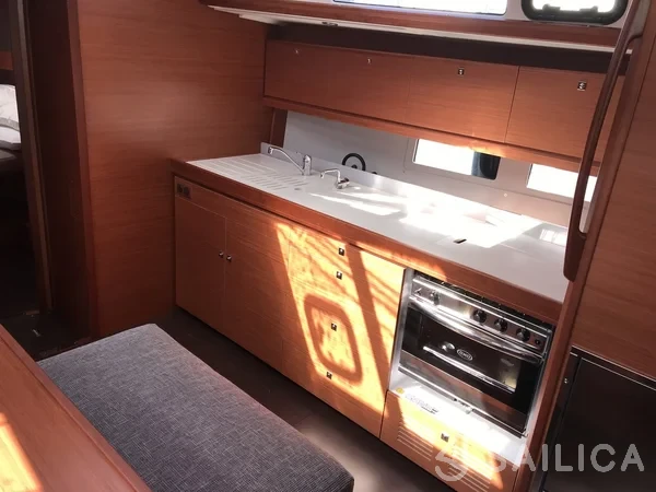 Dufour 460 GL - Yacht Charter Sailica