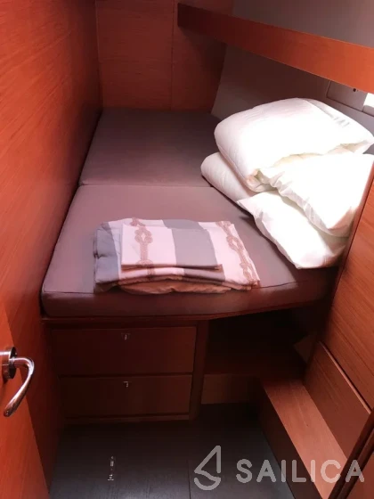 Dufour 460 GL - Yacht Charter Sailica