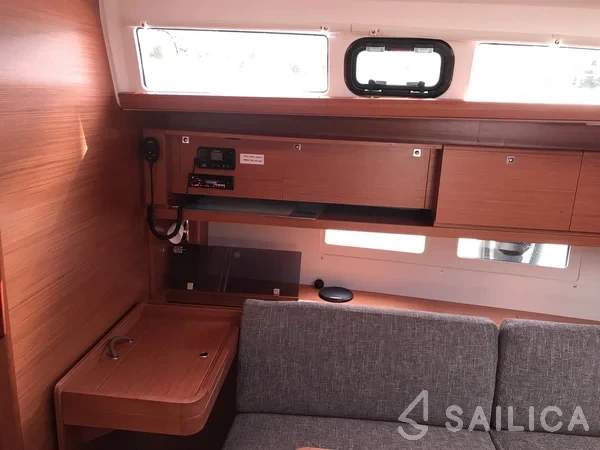Dufour 460 GL - Yacht Charter Sailica