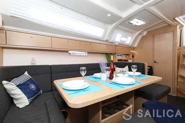 Bavaria Cruiser 41 Style - Yacht Charter Sailica