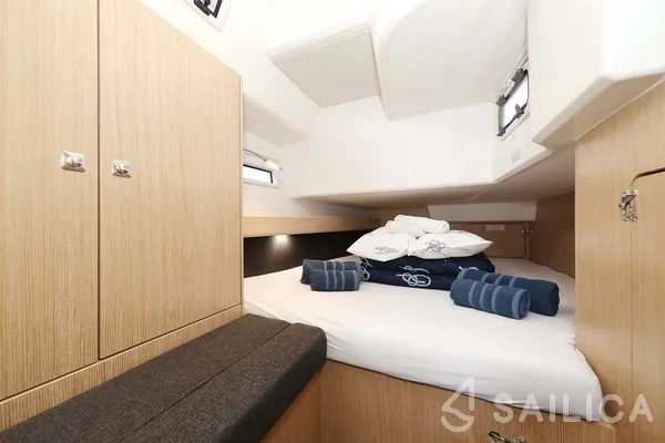 Bavaria Cruiser 41 Style - Yacht Charter Sailica