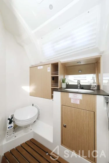 Bavaria Cruiser 41 Style - Yacht Charter Sailica