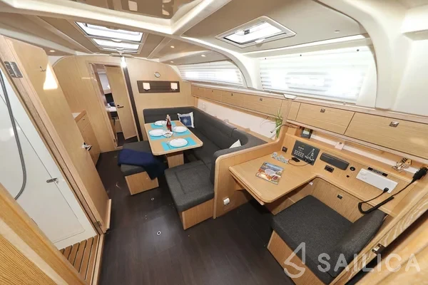 Bavaria Cruiser 41 Style - Yacht Charter Sailica