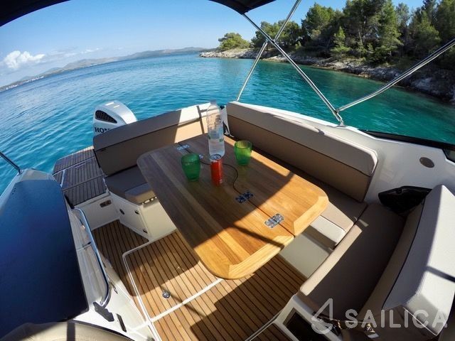 Quicksilver 755 - Yacht Charter Sailica