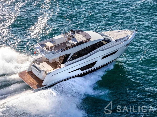 Ferretti 500 - Yacht Charter Sailica