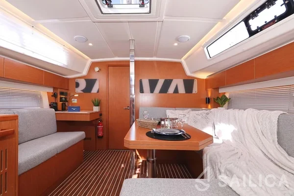 Bavaria C42 - Yacht Charter Sailica