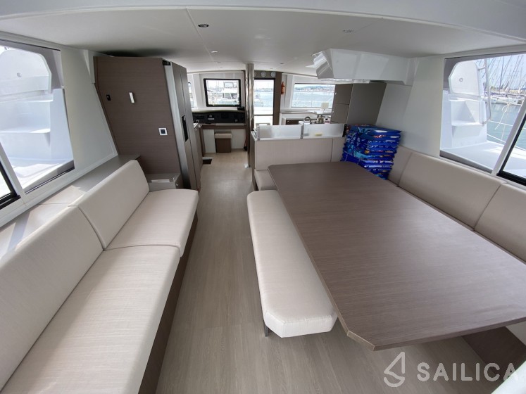 Bali 4.8  - Yacht Charter Sailica
