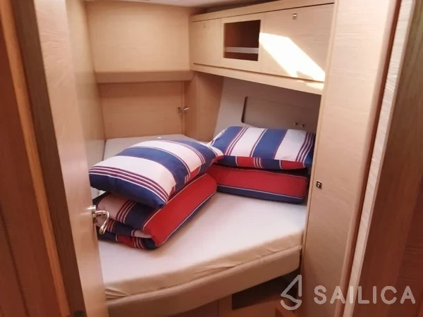 Dufour 470 - Photo #96 Dufour 470 - Yacht Charter Sailica