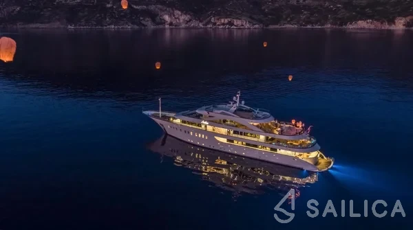 Custom Built - Yacht Charter Sailica