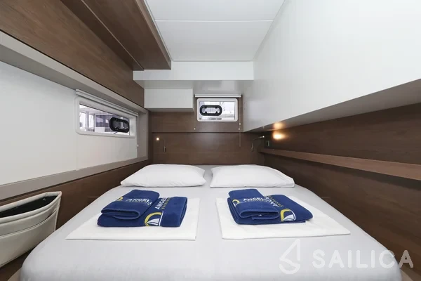 Bali 4.4 - Yacht Charter Sailica
