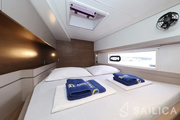 Bali 4.4 - Yacht Charter Sailica