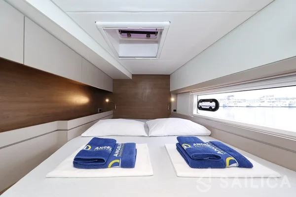 Bali 4.4 - Yacht Charter Sailica