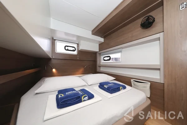 Bali 4.4 - Yacht Charter Sailica