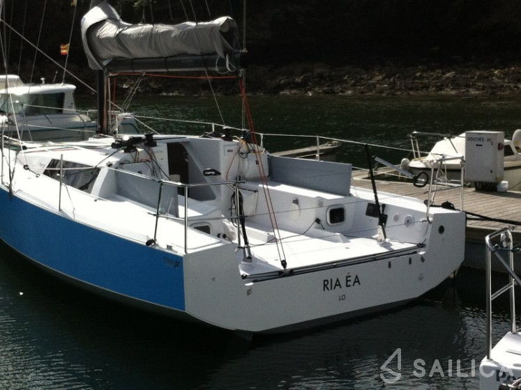 Pogo 30 - Yacht Charter Sailica