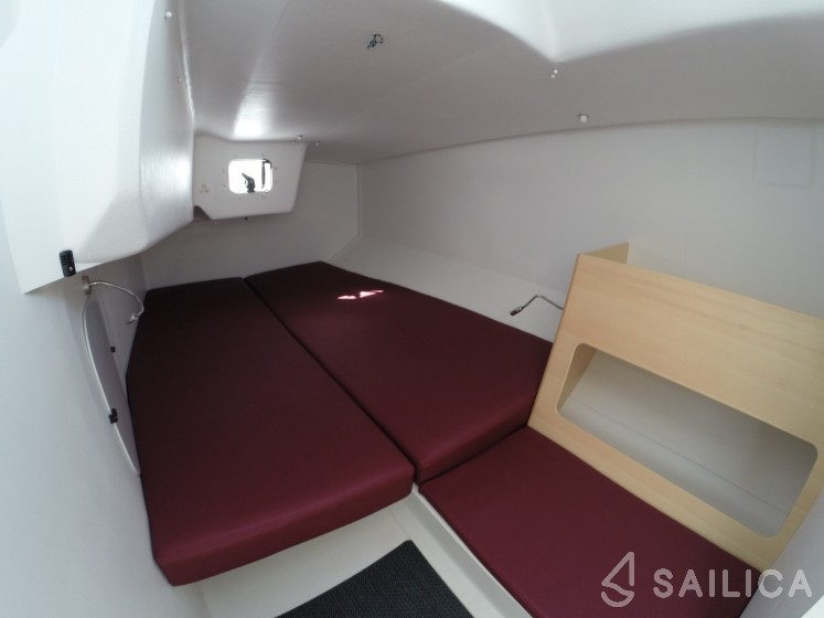 Pogo 30 - Yacht Charter Sailica